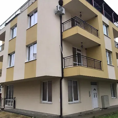 ели Apartment Obzor