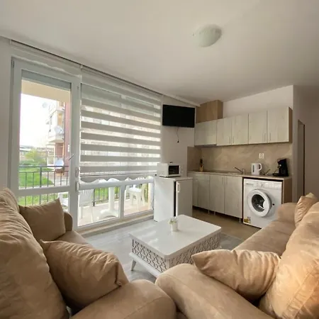 Apartment ели